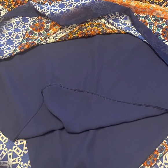 Beautiful Bohemian Print Women's Top. 3/4 sleeves and built in royal blue tank. - Picture 3 of 5